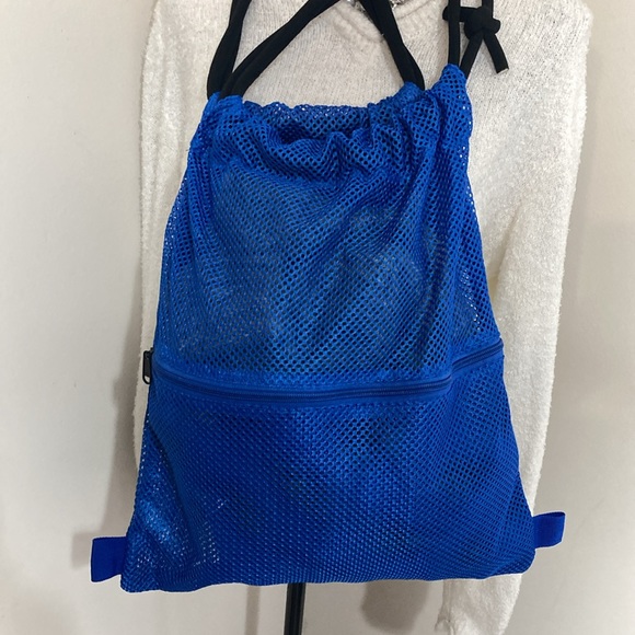 Women’s Royal Blue Net Bag Convertible Crossbody Backpack 🎒 Sachel Bag - Picture 3 of 4